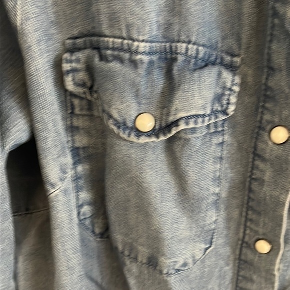 Casual Denim Button-Up Shirt velvet heart - Picture 3 of 6